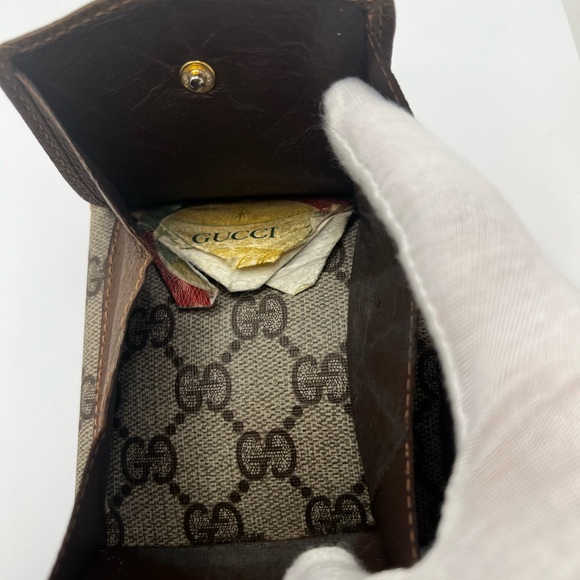 GUC Gucci Bifold Snap Wallet - Picture 3 of 7